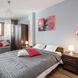 https://chill-apartments-oxygen.warsawhotelspoland.com